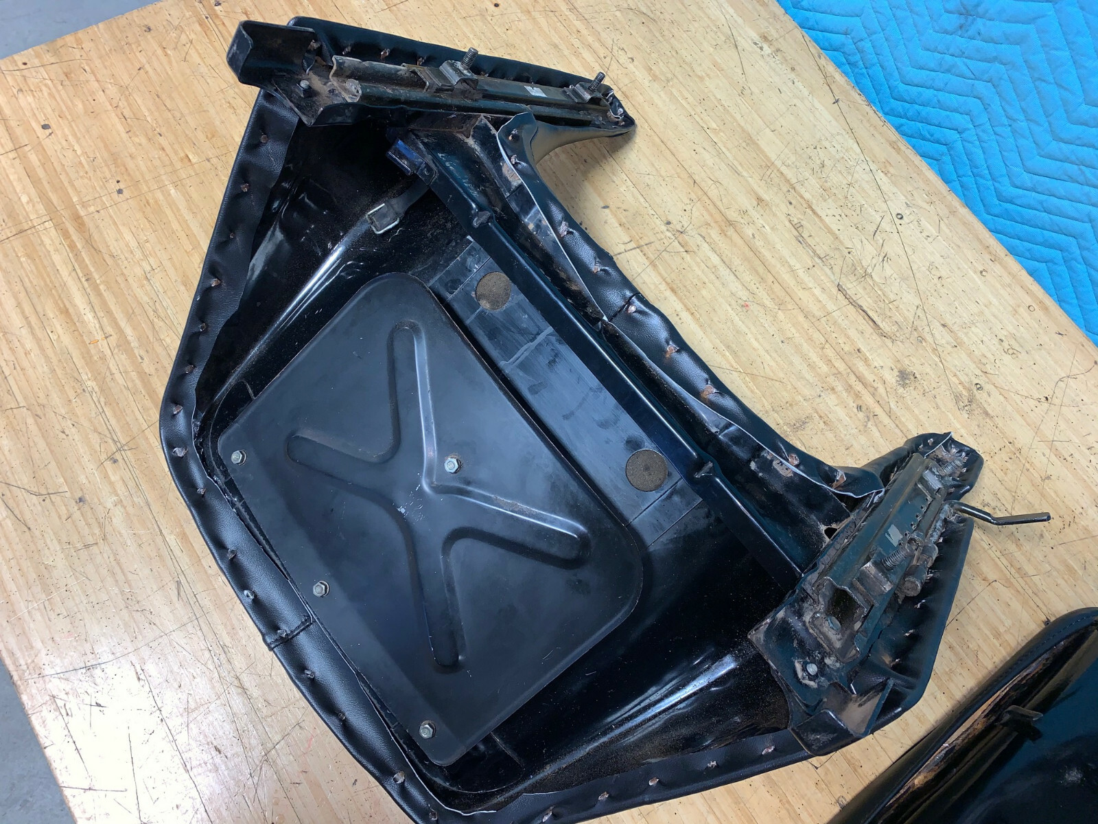 HONDA ODYSSEY FL250 1977-84 New seat cover. FL 250 336.