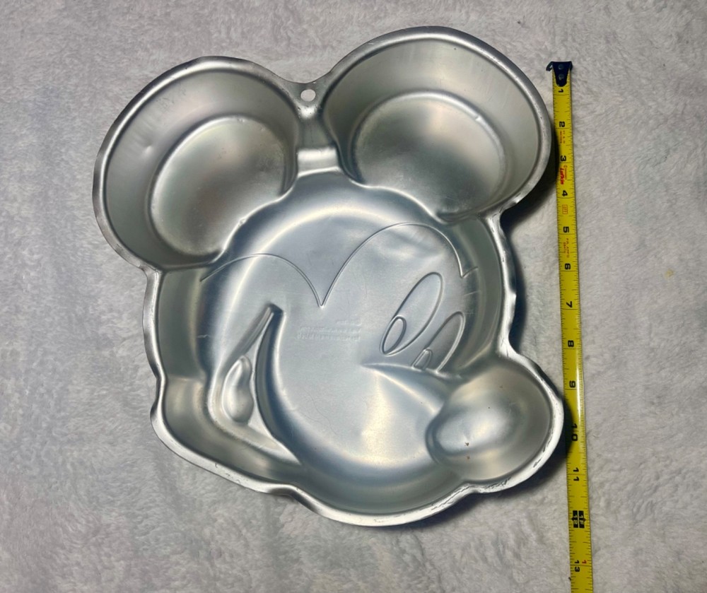 mickey mouse cake pan
