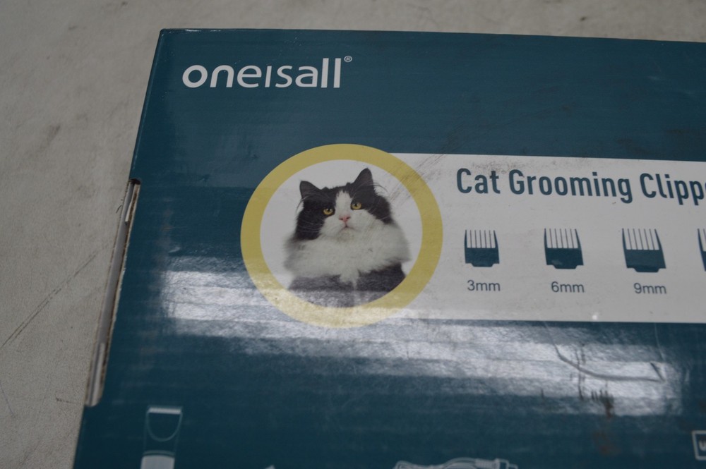 ONEISALL CAT GROOMING KIT (NEW)