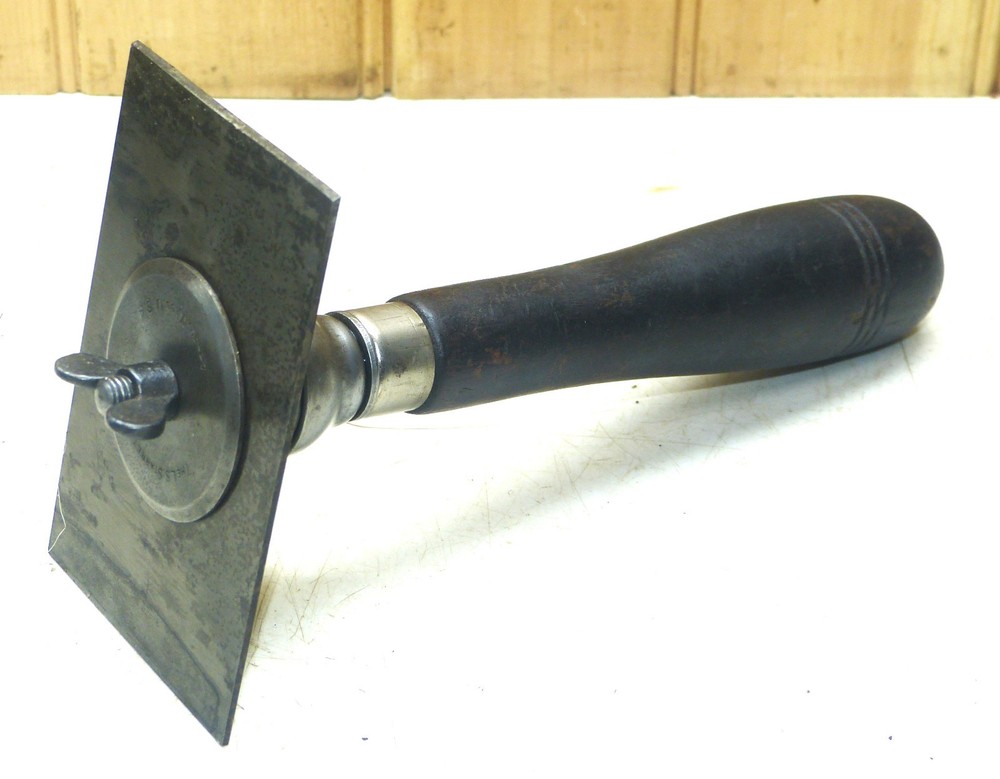 Nice Vintage Starrett Adjustable Angle Cabinet Scraper INV18408