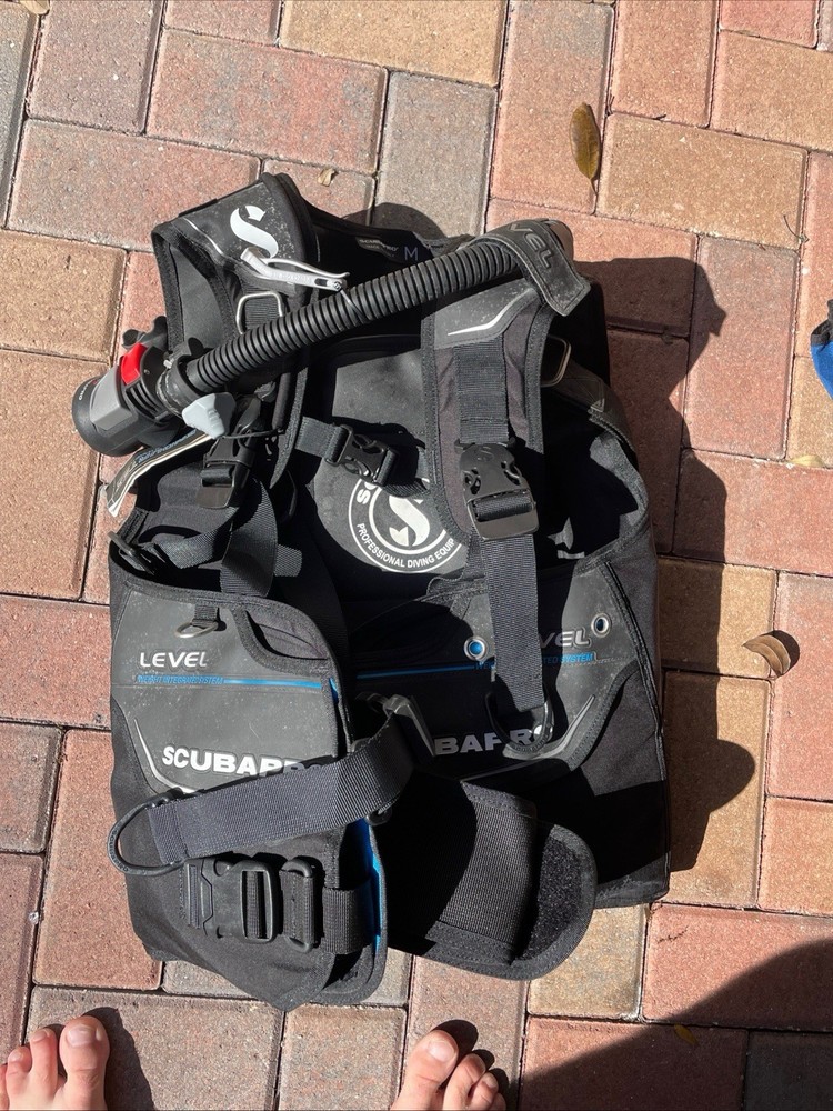 Scubapro Litehawk Scuba With Bpi For 2014 - Medium/large