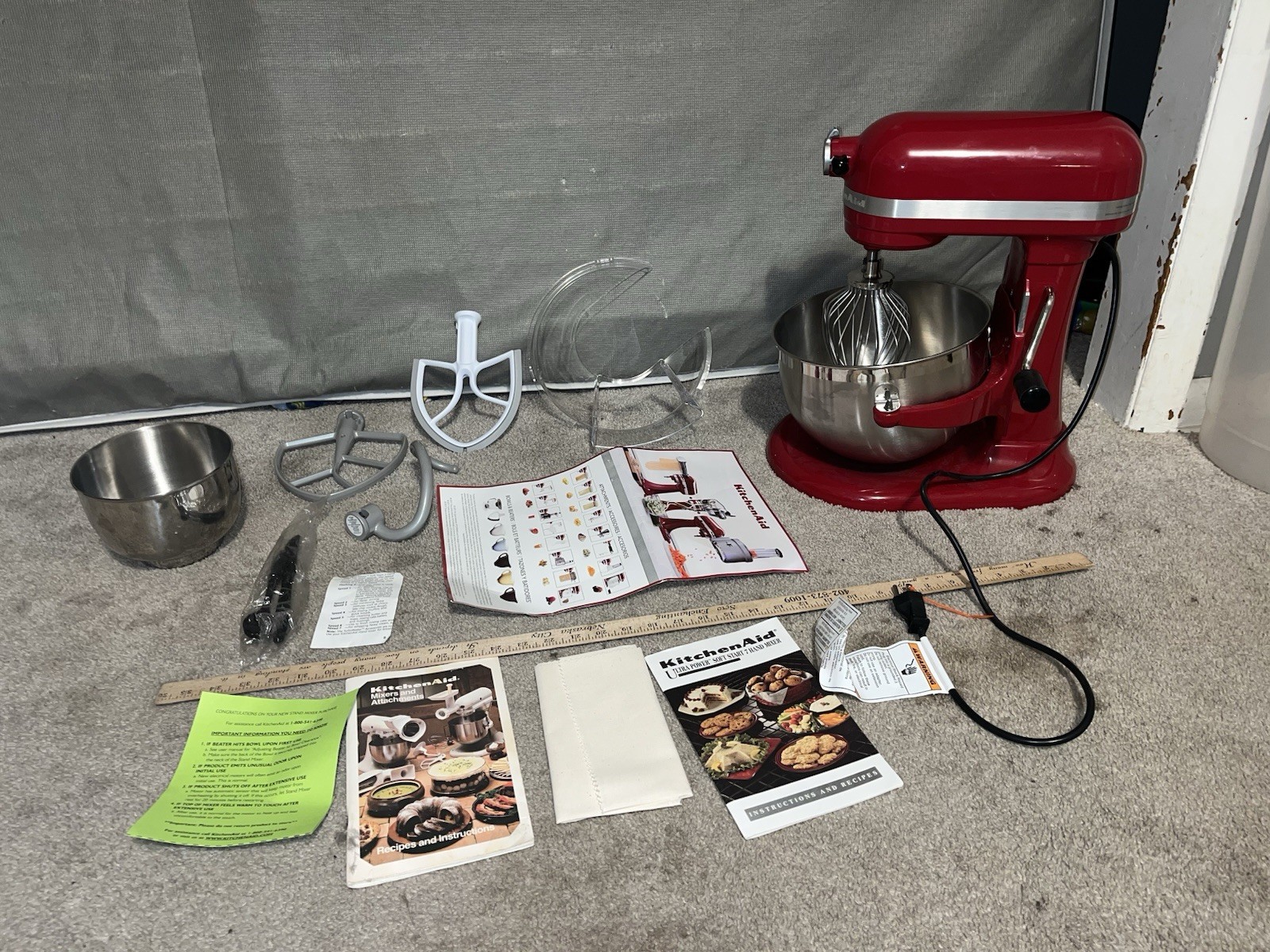 NOS KitchenAid KP26M9XCER 6 Quart 590 W Bowl-Lift Stand Mixer Ultra Power Soft 7