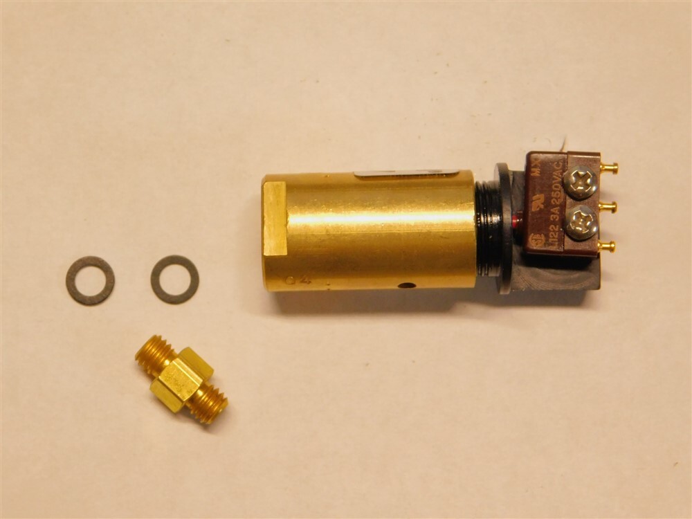 Clippard Pneumatic Switch SPDT Made for Robitech, 11SX1-T Microswitch, 4psi