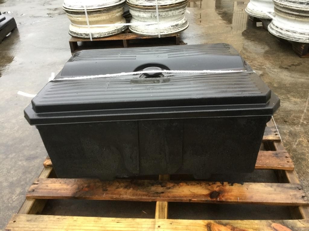 Replaces 2007 FREIGHTLINER COLUMBIA 120 BATTERY BOX 3275897