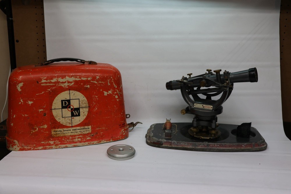 Vintage David White Instruments Model 8300 Transit Level Surveying Tool