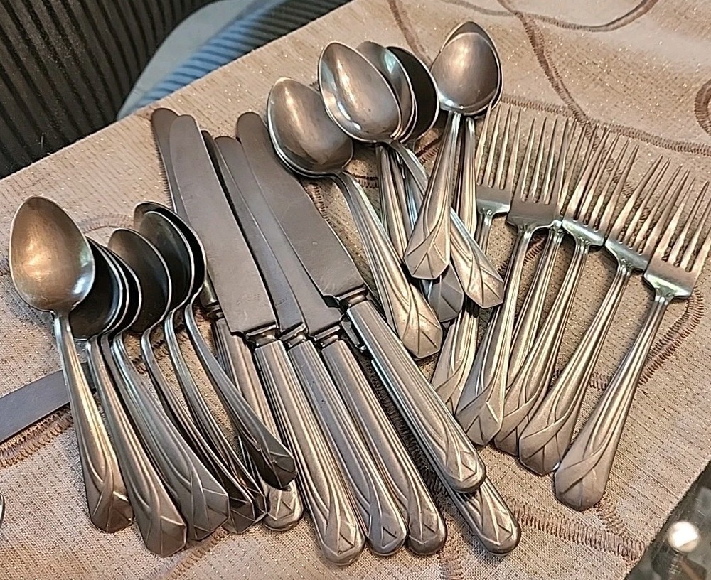 Vintage MCM ~ ROYAL STAINLESS Allegheny Metal ~ Flatware Silverware ~ Assorted