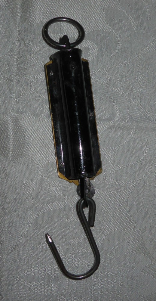Vintage 0–25lb Fish Scale