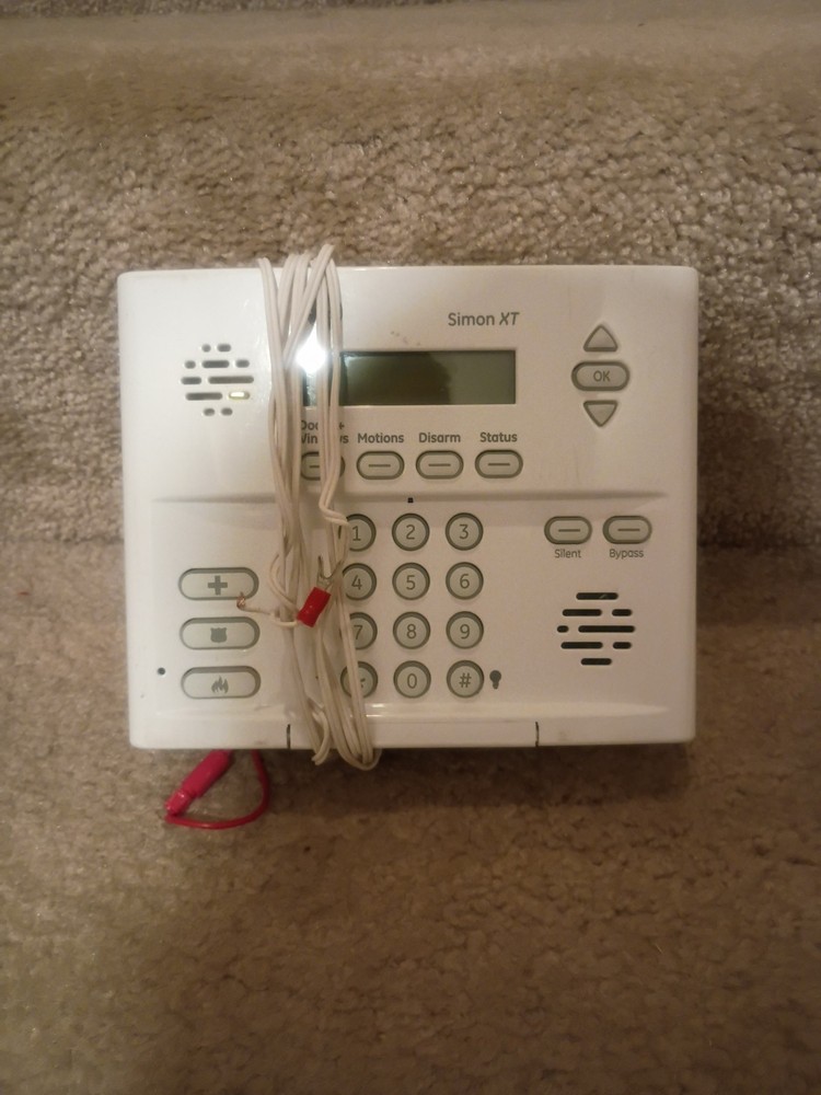 Interlogix Simon XT Security Alarm Control Panel w/ Keypad & Sensor