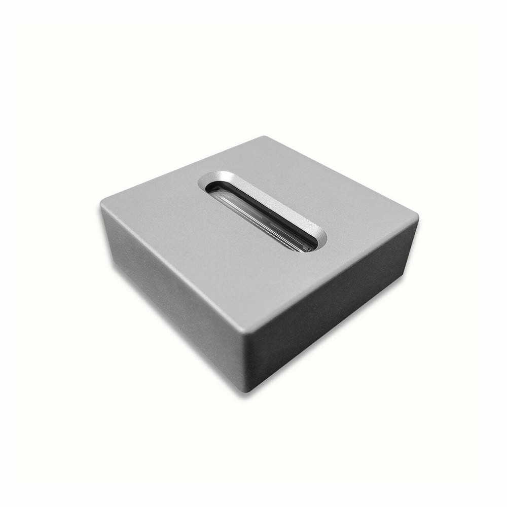Raman Detector: New Highly Sensitive Linear CCD Detector: Tiger300