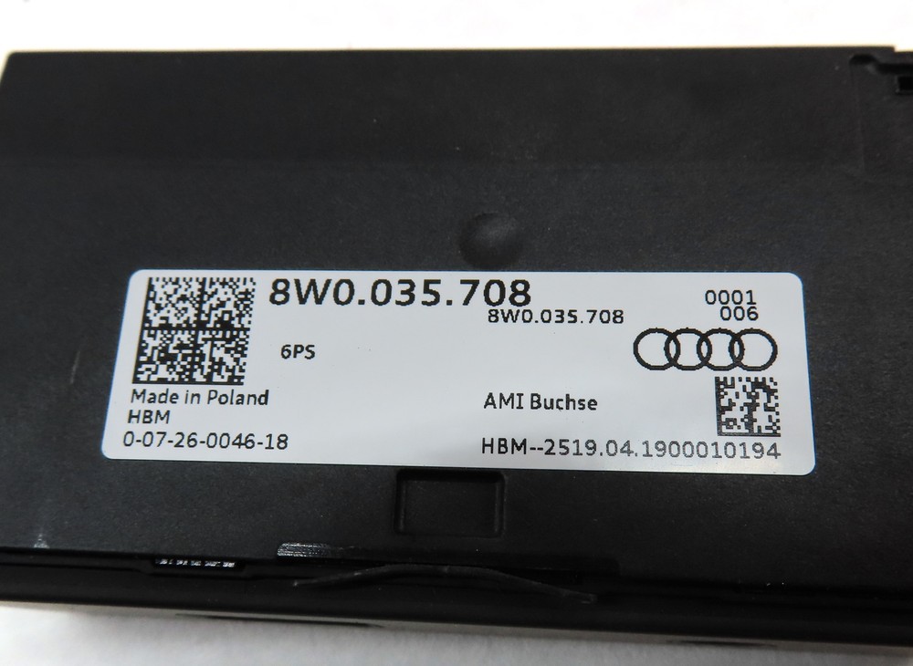 2019 AUDI A5 SPORTBACK (8W6) USB AUXILIARY AUDIO INTERFACE INPUT JACK PANEL