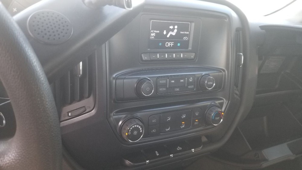 17 CHEVY SILVERADO 1500 AIR SHUTTER 5.3L