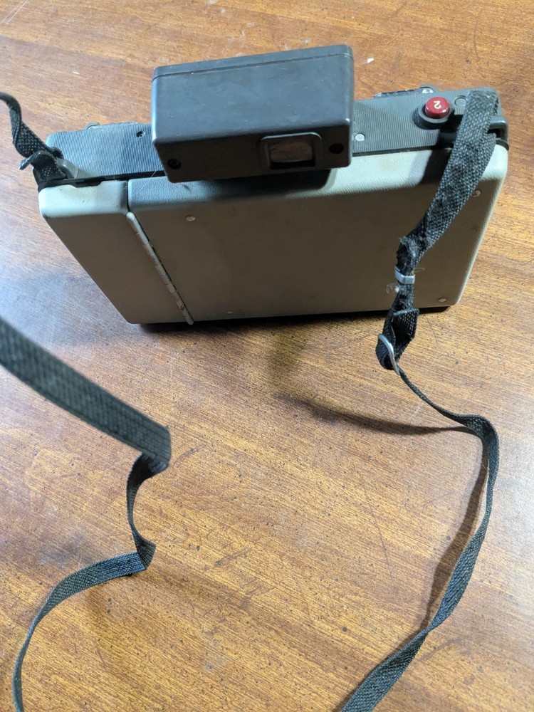 Vintage Polaroid Land Camera Automatic 104 Folding Instant Camera w/ Strap