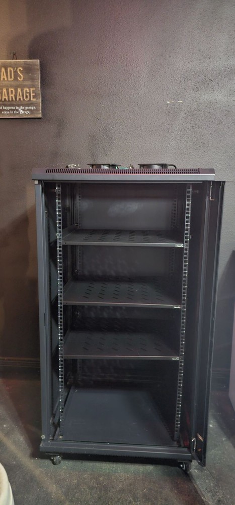 24 U Cabinet Nave Point