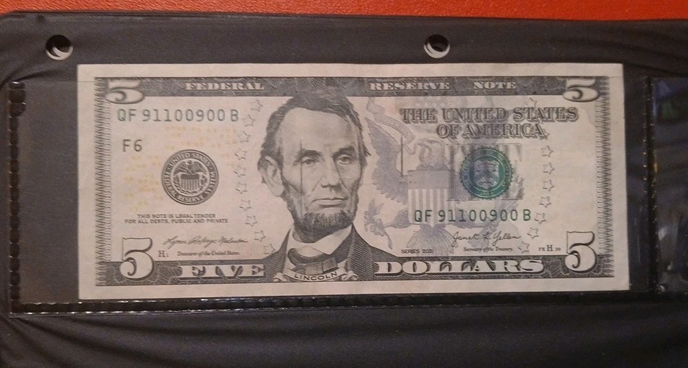 Series 2021 5$ Bill Trinary And Print Error