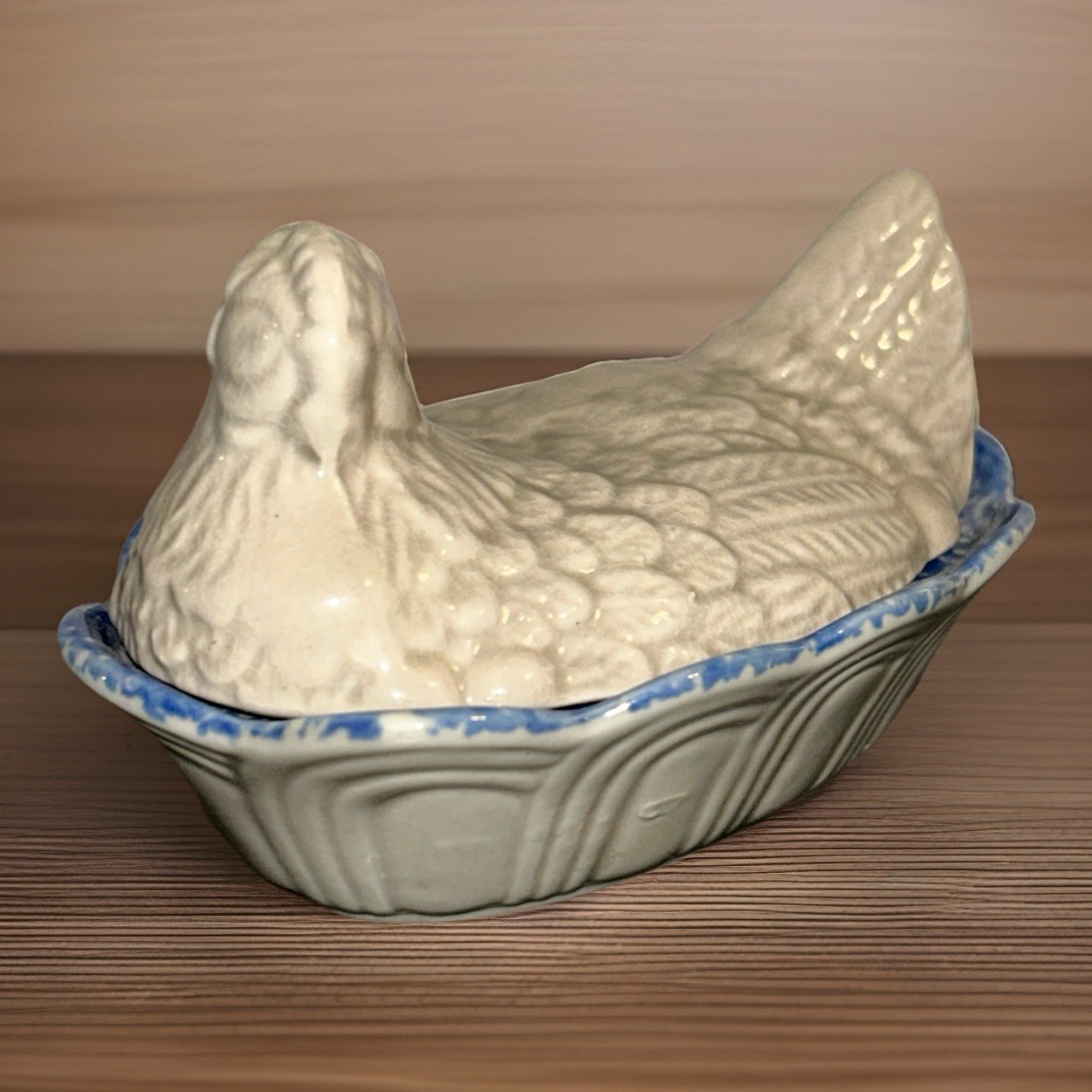 Vintage Gray And Blue Hen On A Nest•Porcelain Chicken On Nest In Wire Basket•EUC