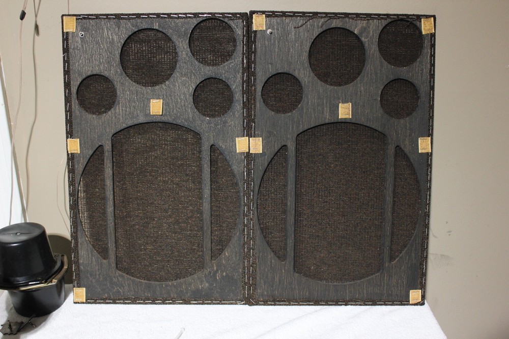 Pair Criterion 4X Grilles Excellent