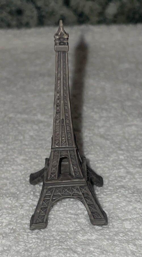 Safari Ltd Eifell Tower Figurine