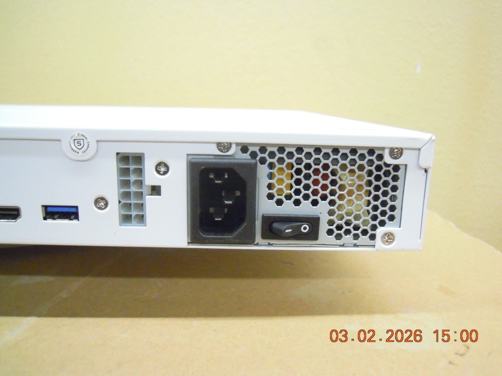 Sophos XG 210 rev. 3 Firewall Security Appliance 6 x GE + 2 x SFP Ports * Reset