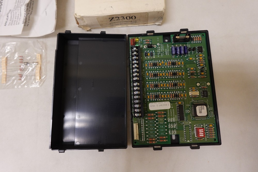 Sentrol Aritech Moose D5350 8-Zone Security Alarm System Concentrator - NOS