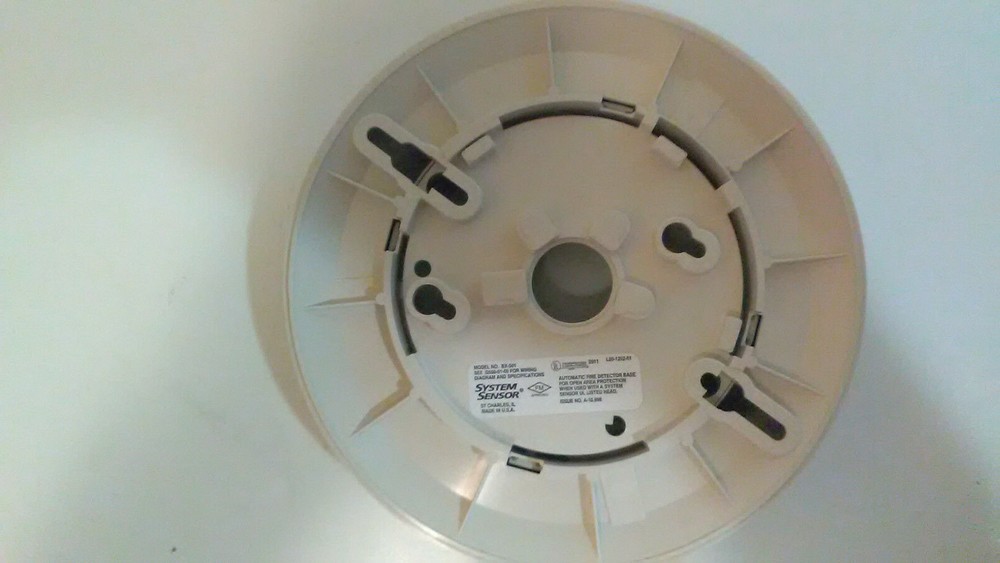 NEW System Sensor BX401B 2-Wire Plug-in Detector Base. Orig Box + Specs.