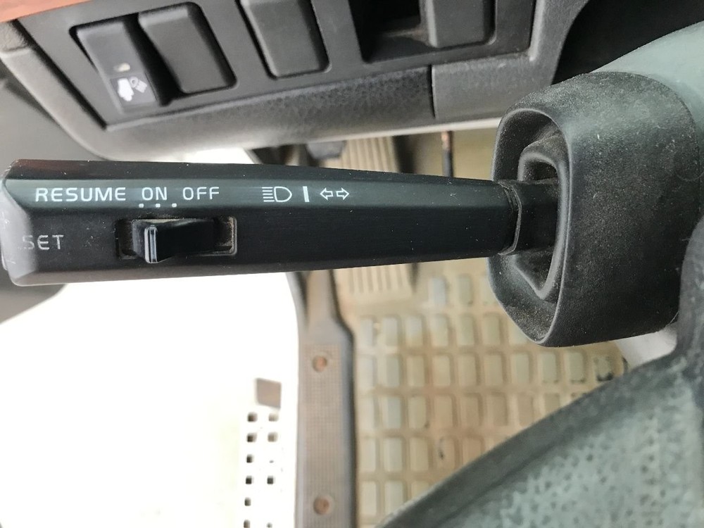 Volvo VNL Steering Column - Used