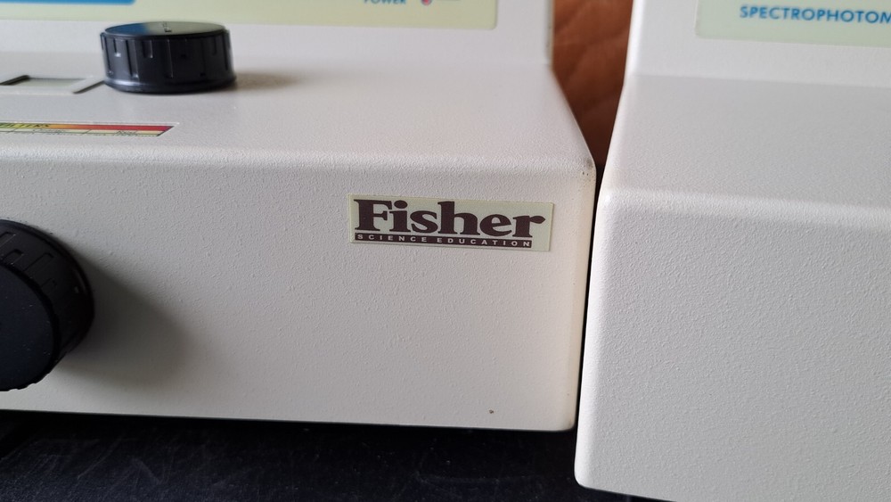 Fisher Science Education SPECTROPHOTOMETER