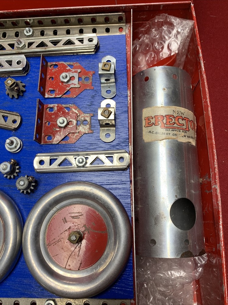 A.C. Gilbert copmany 7 1/2 erector set Vintage