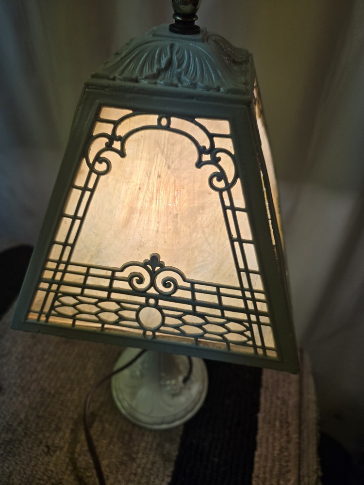 Vintage Sag Table Lamp