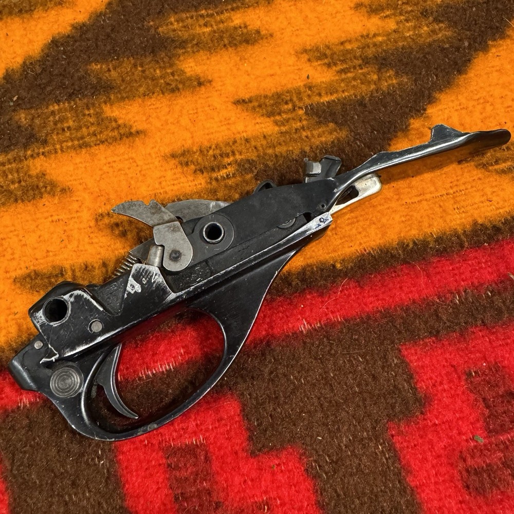 REMINGTON 1100 TRIGGER ASSEMBLY 12 Ga.