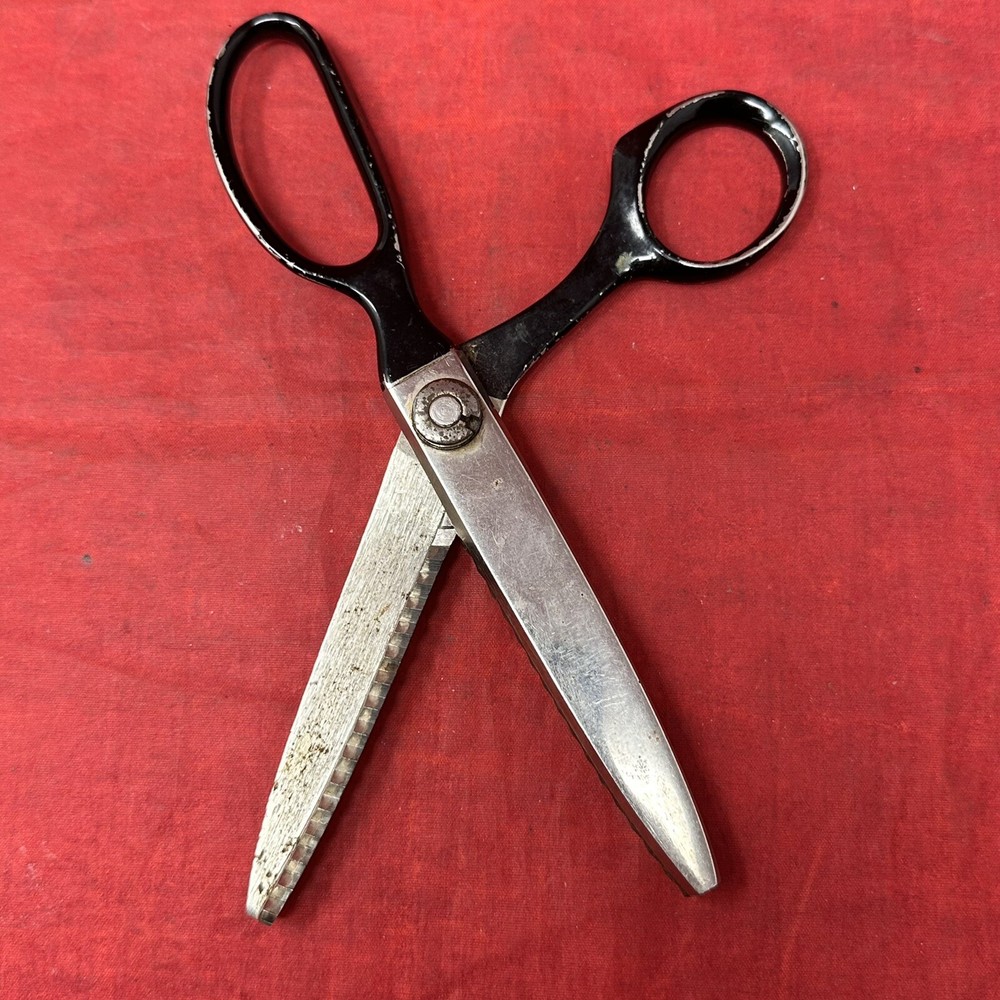Vintage WISS MODEL CB7 USA PINKING SHEARS SCISSORS Zig Zag Pattern