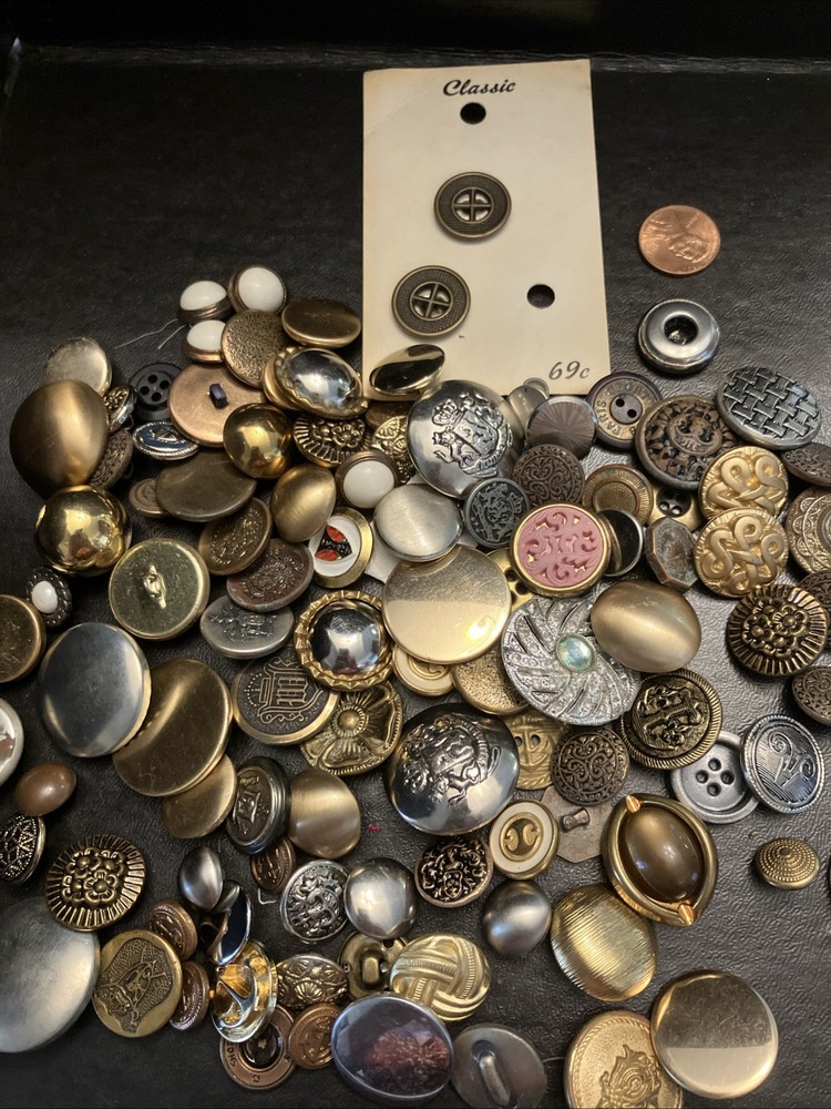 Buttons 100+ Most Metal Misc SB4