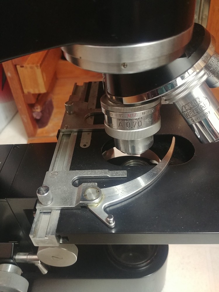Vintage LEITZ WETZLAR Microscope Bincular GERMANY