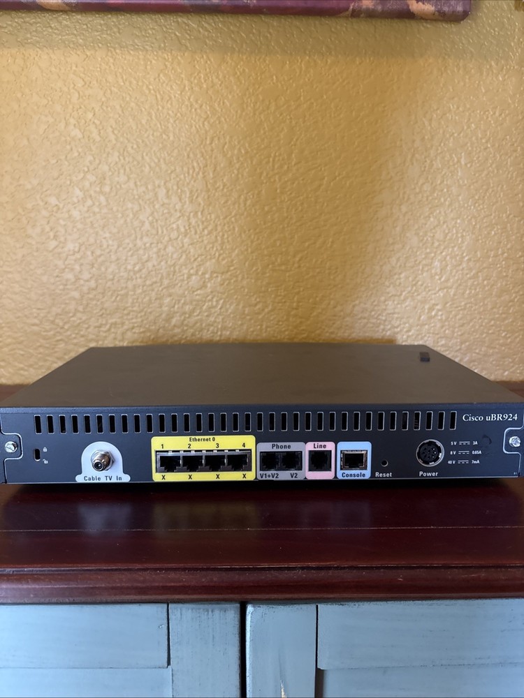 Cisco uBR924 Cable Modem Router – No Cables – Untested