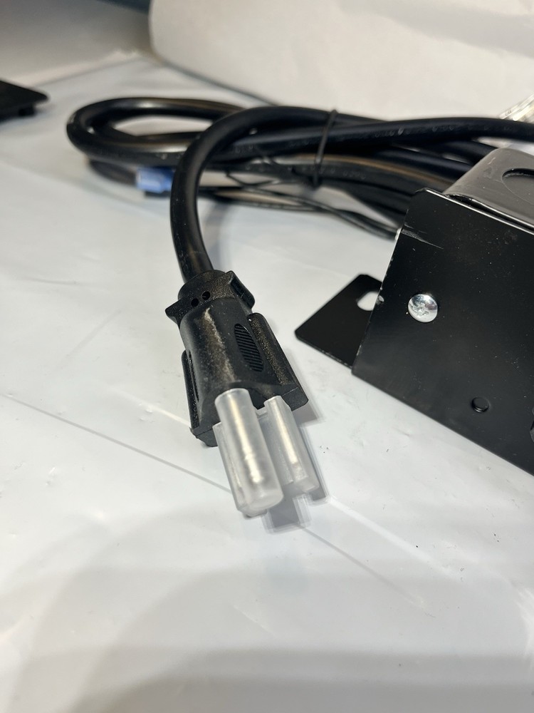 Electric Fan Speed Controller Variable Control Box 3-Prong Plug Adjustable