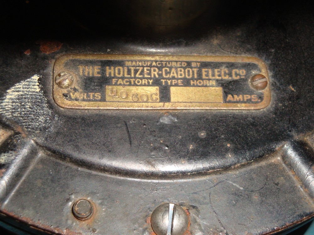 Holtzer Cabot Horn 110 Volt AC
