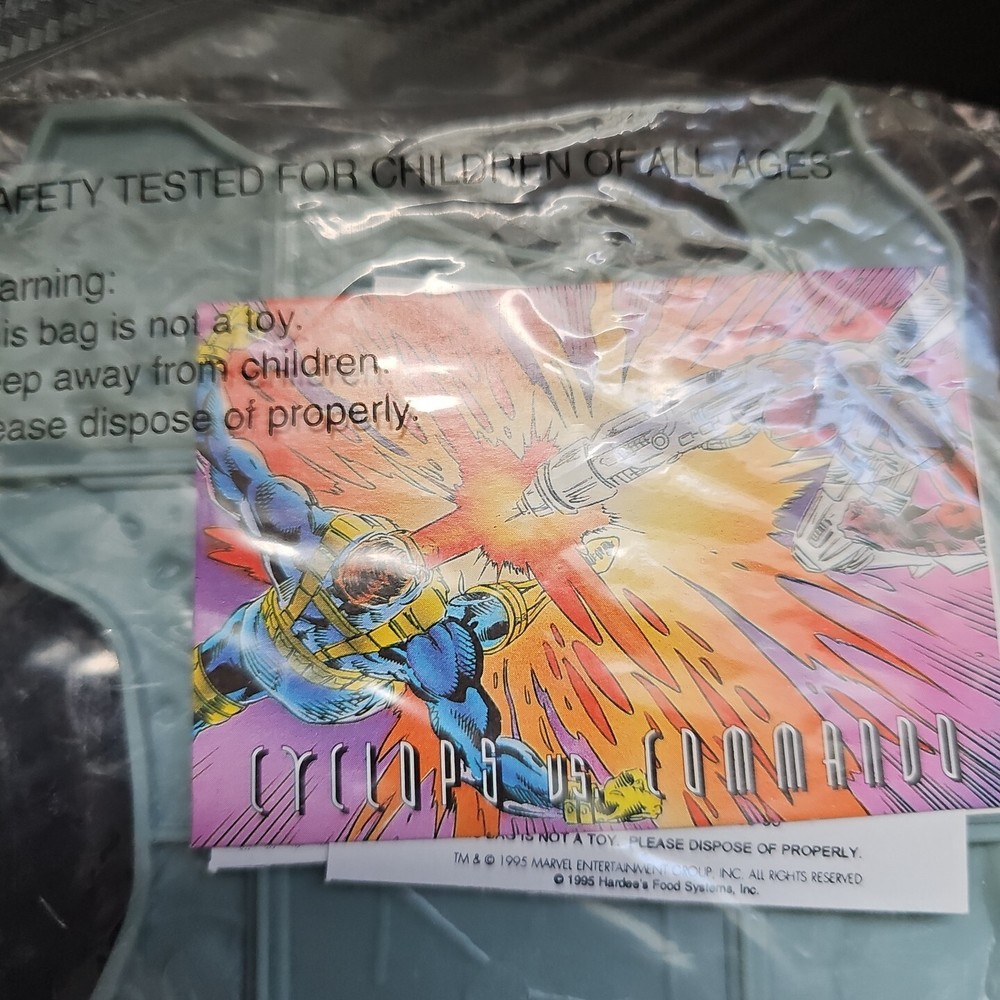 VTG 1995 Cyclops VS Commando Action Figures Marvel Comics Trading Card Hardees