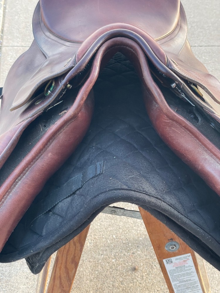 Bates Caprilli 17” AP/Jump Saddle