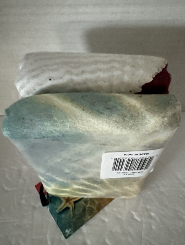 NEW SHELLS REVERSIBLE MICROFIBER BEACH TOWEL 35" x 70"