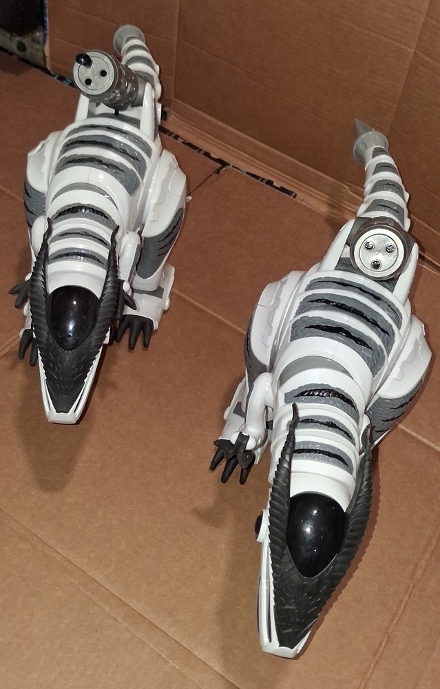 WowWee Roboraptor Remote-Controlled Robot Dinosaur 2-Pack with Remotes, White/G…