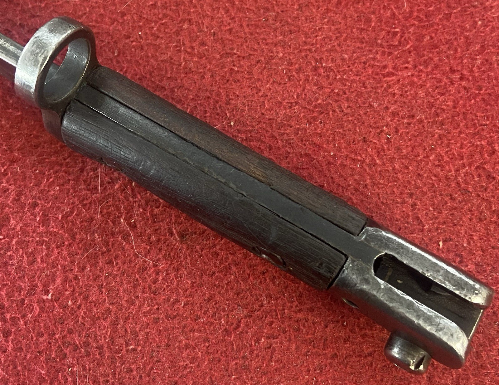 ORIGINAL WW1 M1907 SMLE BRITISH BAYONET AND SCABBARD WILKINSON SWORD CO.