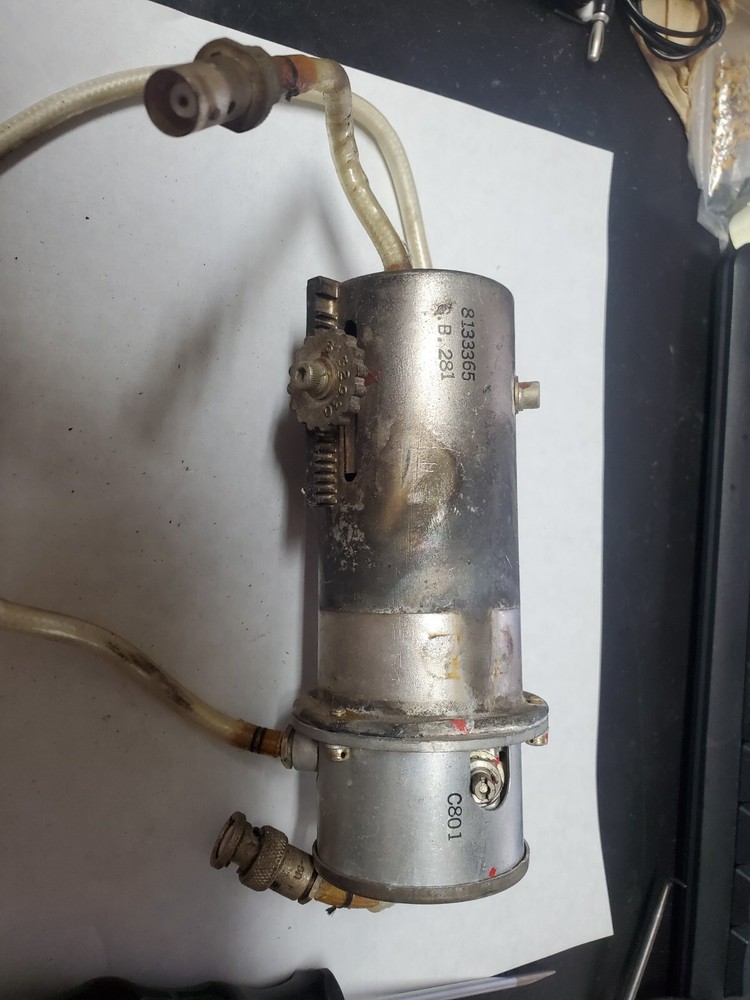 1960s US vintage UHF missile transmitter part with JHS-5876-triode (NG) 8133365