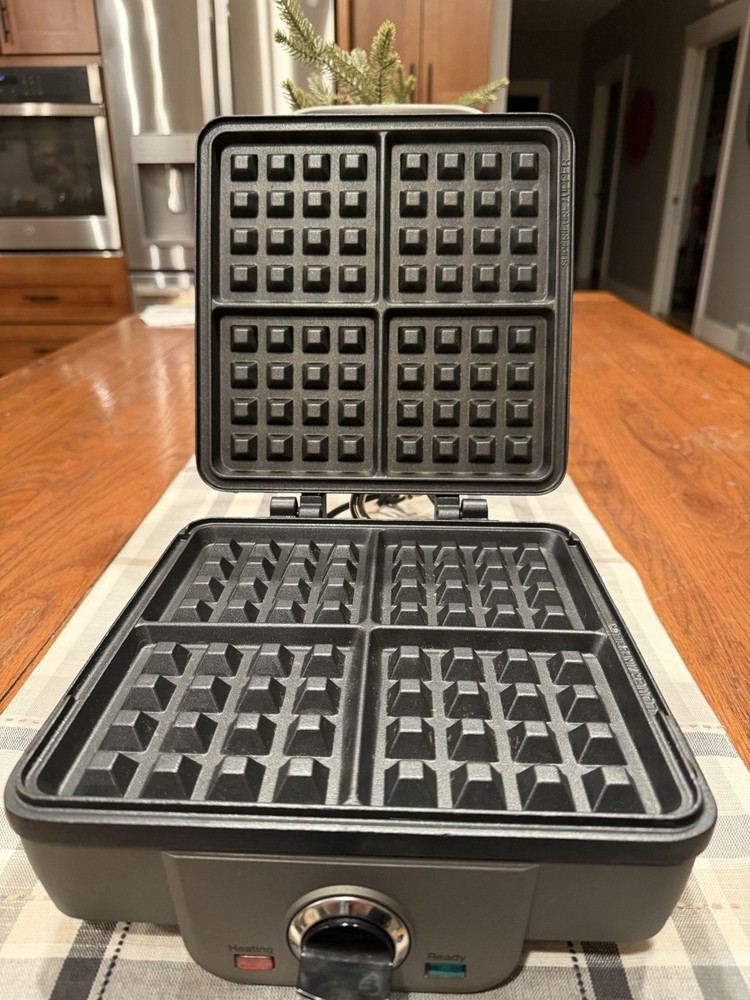 Cuisinart WAF-300 Belgian Waffle Maker