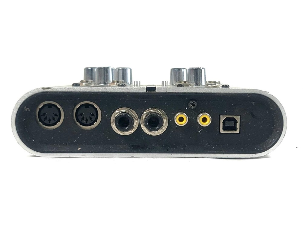 Alesis iO2 USB Audio Interface (C2018-465)