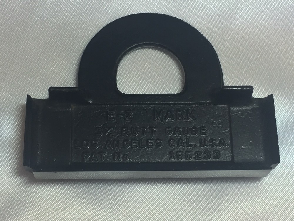 VINTAGE CAST IRON E-Z MARK 3 1/2" BUTT GAUGE