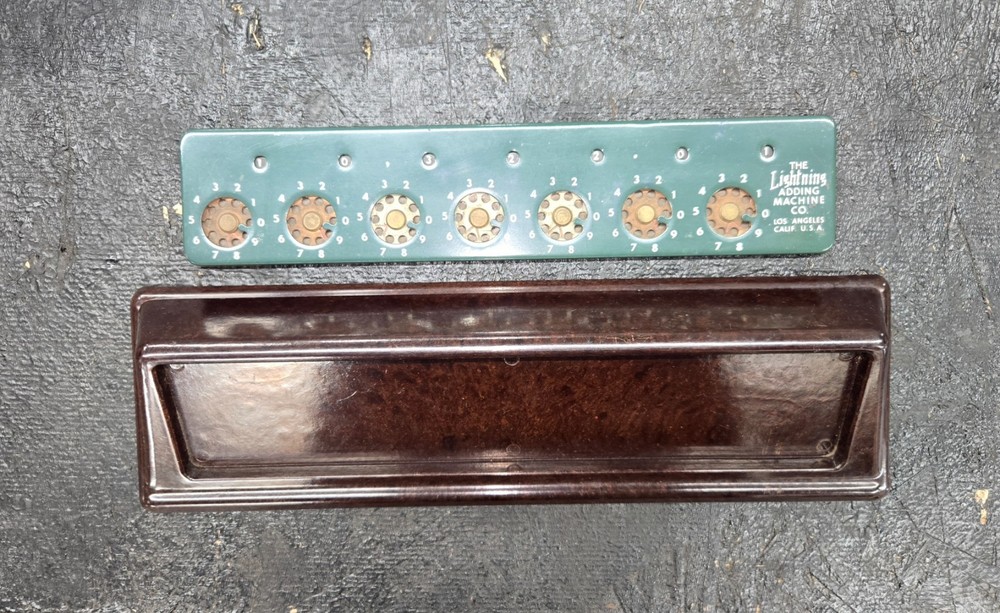 VTG The Lightning Adding Machine Co
