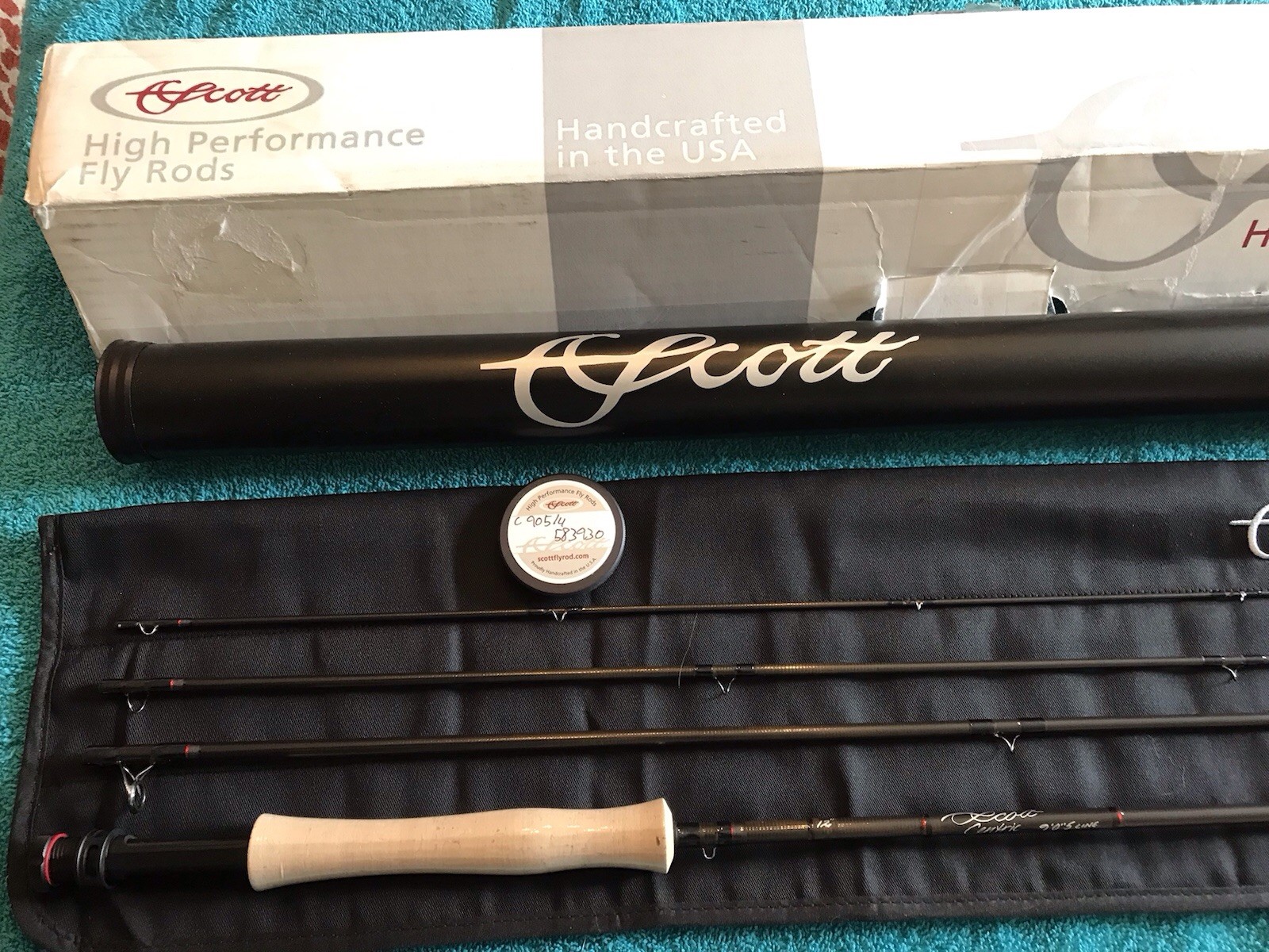 Scott Centric Fly Rod Brand New 905-4. 5 Weight