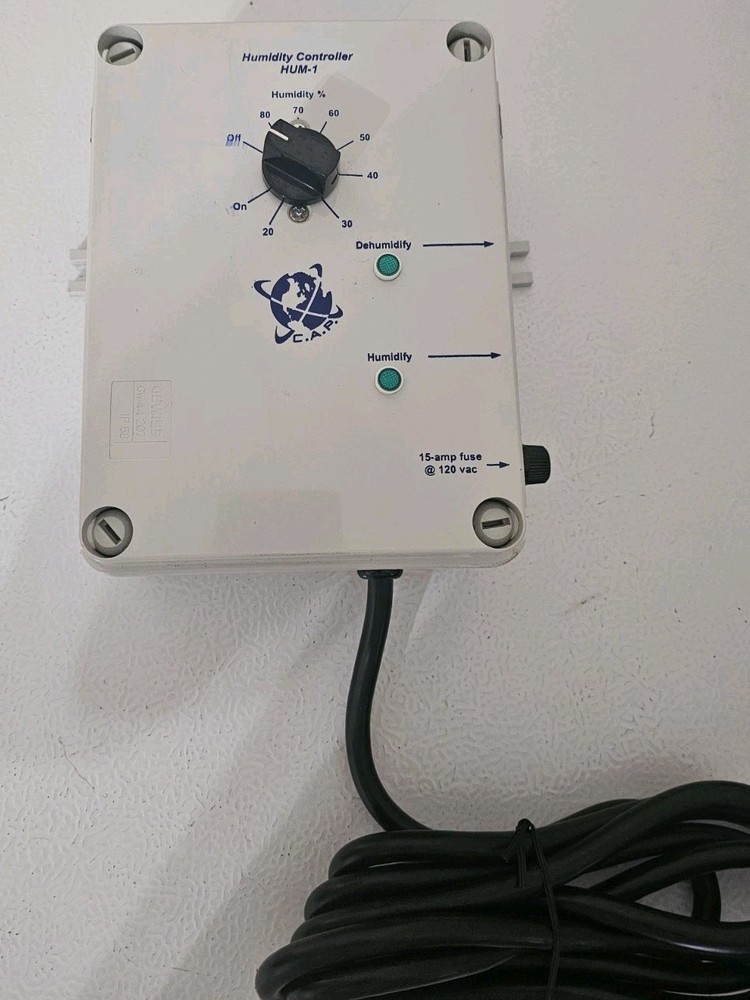 C.A.P HUM-1 Humidity Controller - 2 AC Outlets - Open Box - NICE - NEW!
