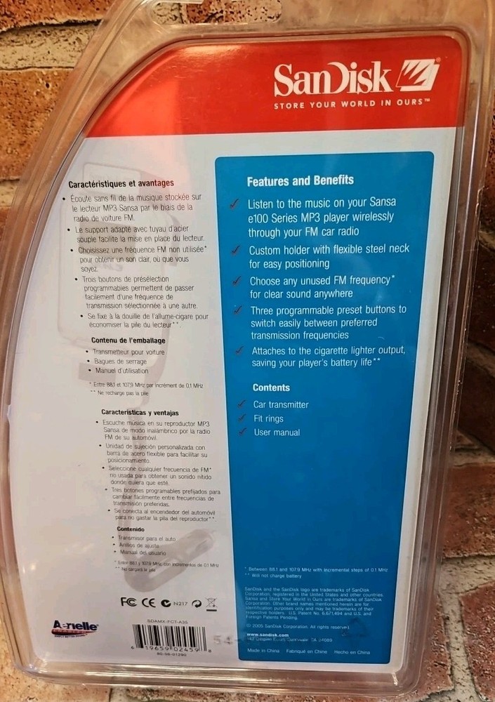 SanDisk Sansa e100 Series mMP3 Player Car Transmitter New Sealed