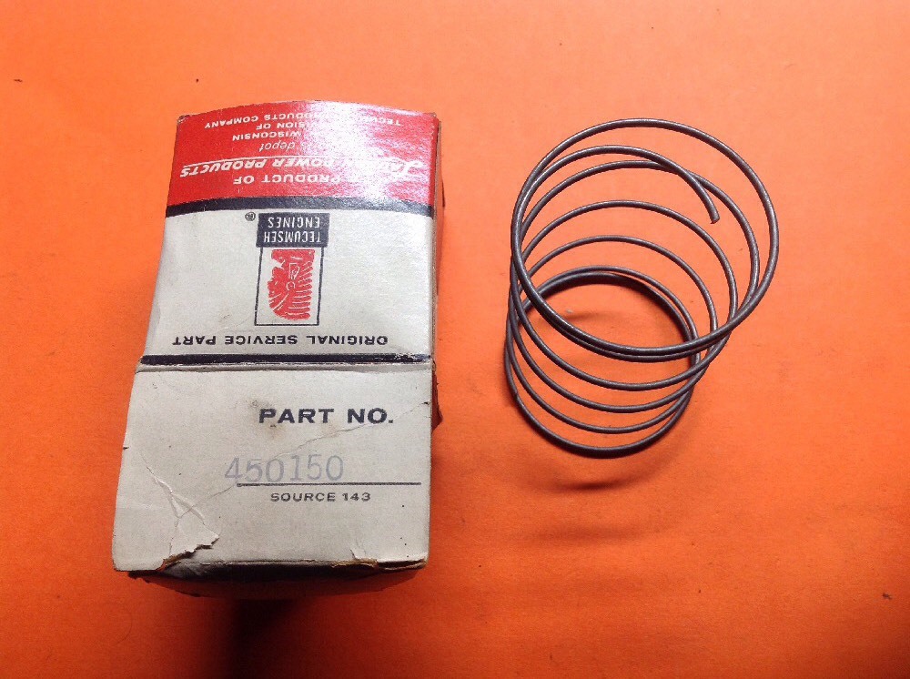1- TECUMSEH ENGINE PRE-CLEANER SPRING PART # 450150