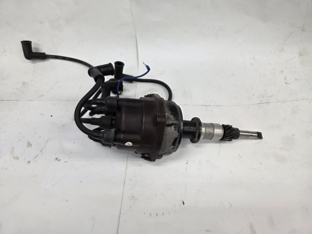Mercruiser 33266 Distributor w/ Plug Wires